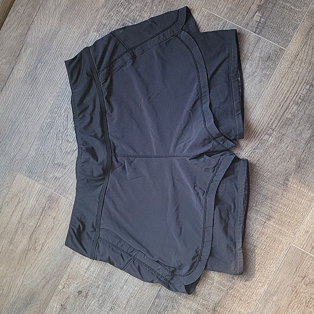 Athleta 2 in 1 Pulse Shortie Women Size L